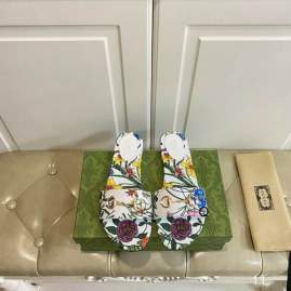 Picture of Gucci Slippers _SKUGuccisz35-40SY05031918